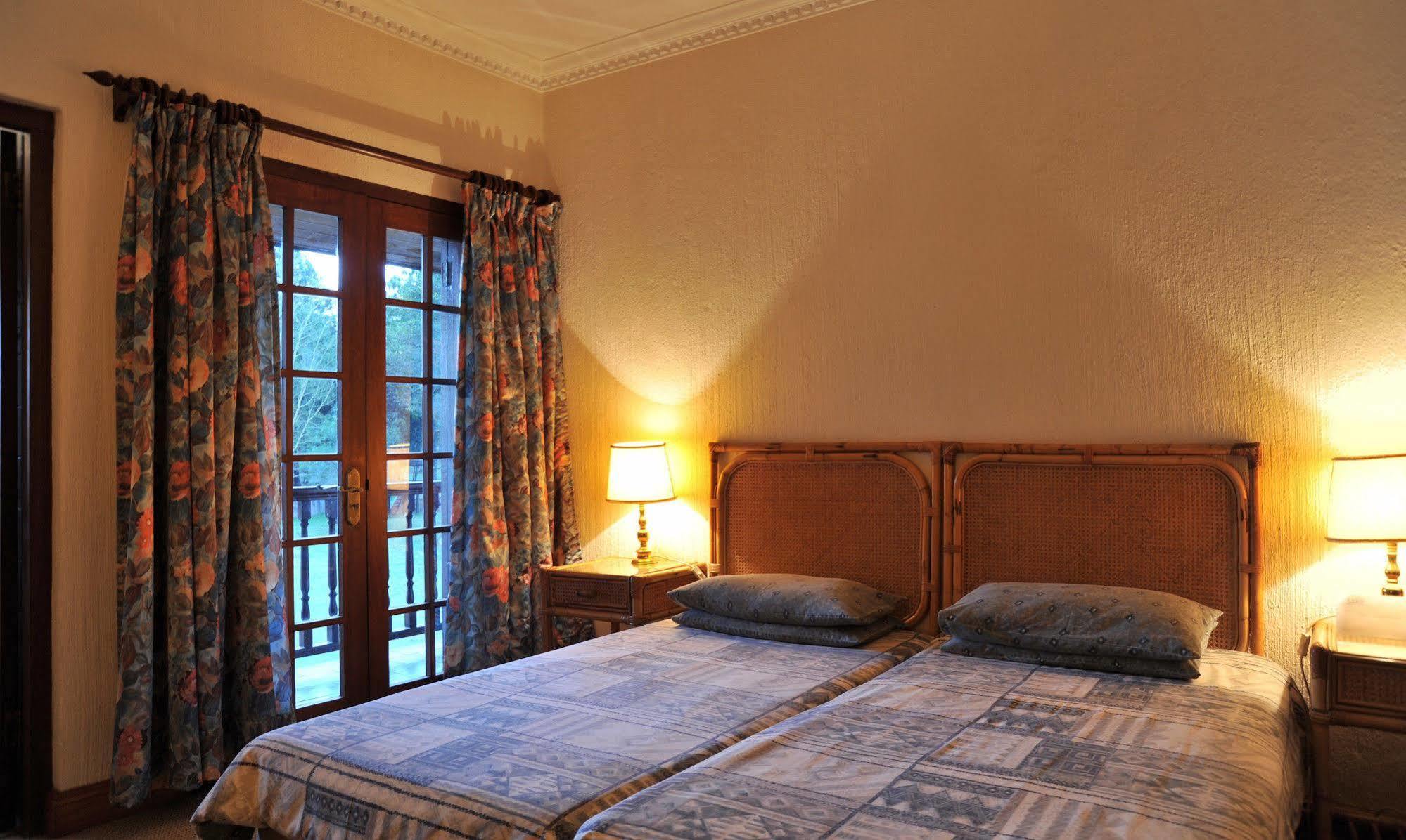 Wartburger Hof Hotel Midlands Екстериор снимка